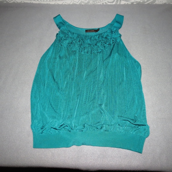 The Limited Ruffle Tank Top - Picture 2 of 3